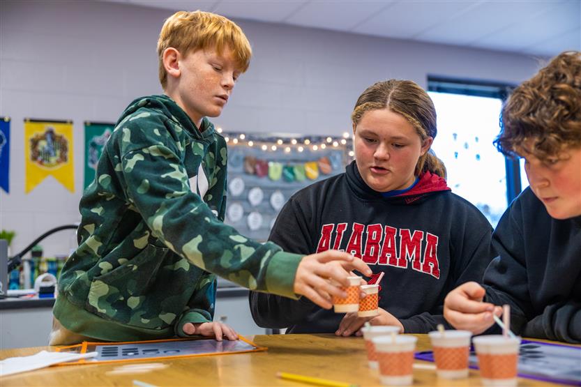 Hillsboro fifth graders make silly putty